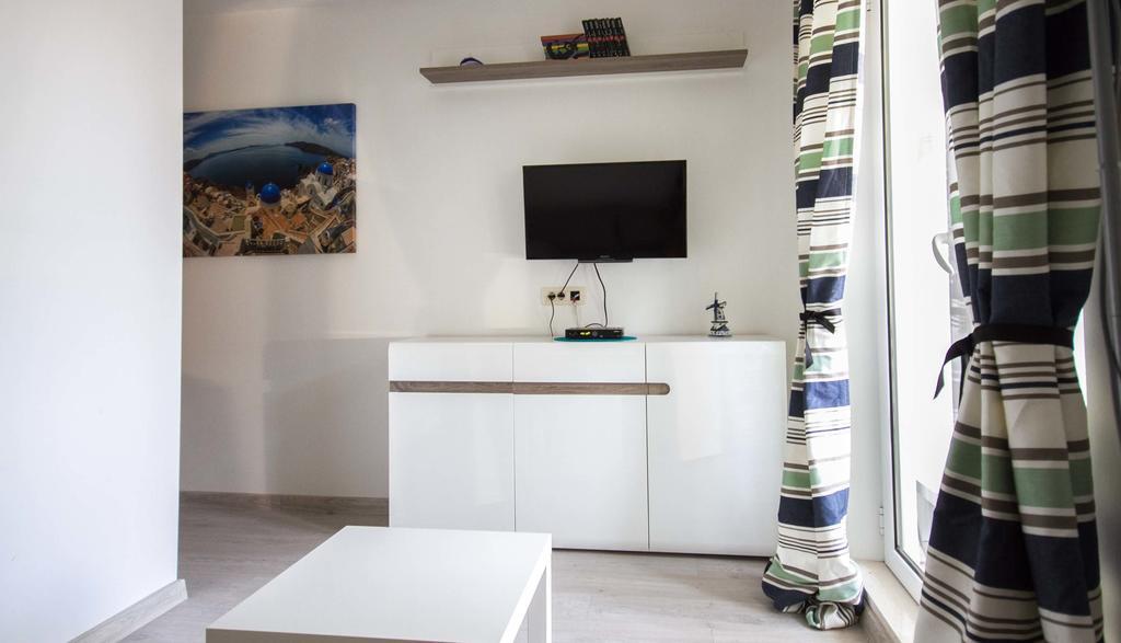 Irena Downtown Apartment Budva Room photo